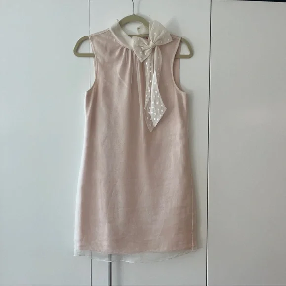 ted baker light pink dress http://www.tedbaker.com/uk/Womens/Clothing/Dresses /REHANNA-Embroidered-skater-dress-Baby-Pink/p/143434-BABY-PINK?cmpid=social_pinterest_ss18_uk_wwtrends_blog3trends&utm_source=pinterest&utm_medium=social&utm_campaign=ss18&utm_content